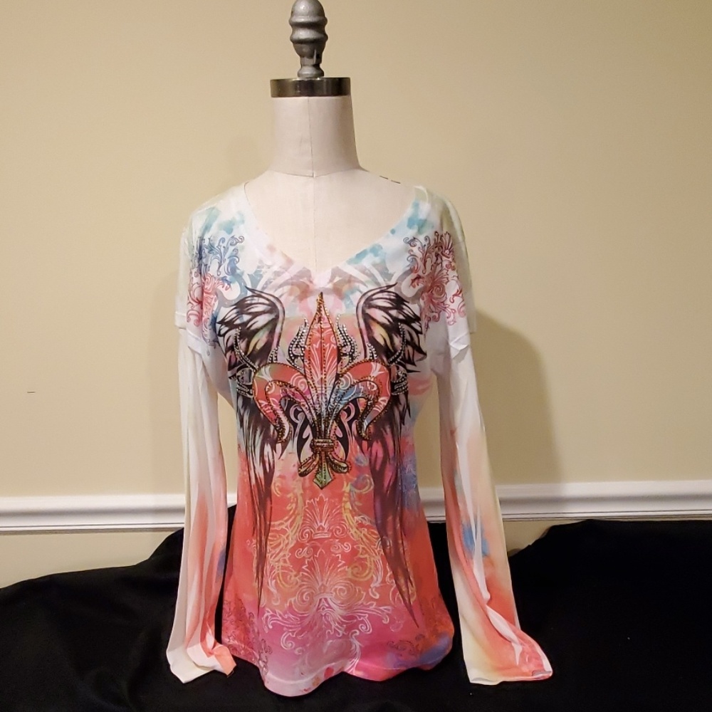 Long sleeve tee shirt